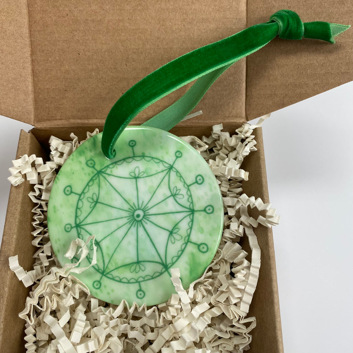 KRAFT BOX-Ceramic Ornament with Green Snowflake Print